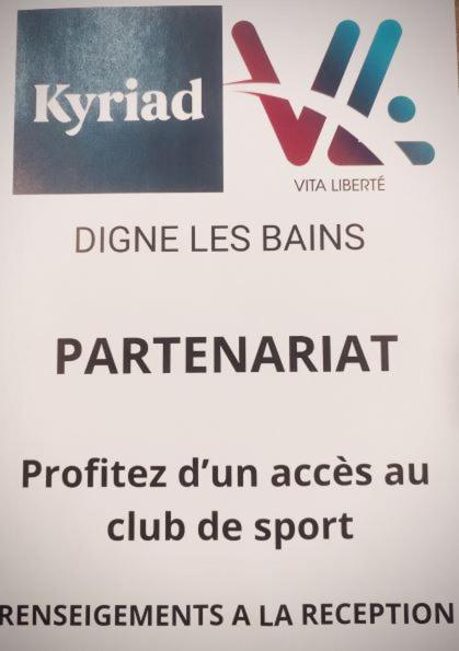 Kyriad Digne-Les-Bains Exterior foto